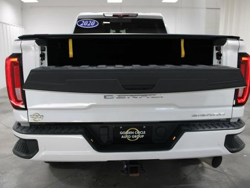 Used 2020 GMC Sierra 2500 Denali w/ Denali Ultimate Package AWD/4WD image 32