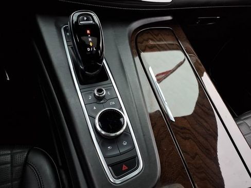 Used 2023 Cadillac Escalade Sport Platinum AWD/4WD image 15