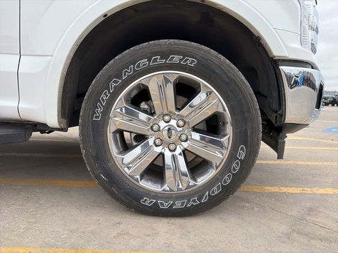 Used 2019 Ford F150 Lariat w/ Equipment Group 502A Luxury image 35