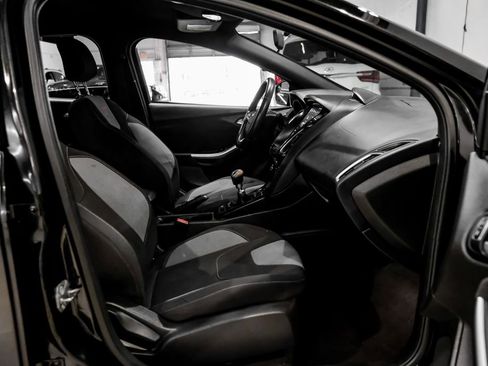 Used 2015 Ford Focus ST FWD image 28