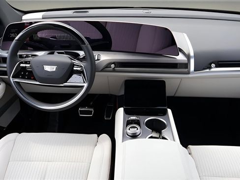 New 2026 Cadillac Vistiq Luxury image 17