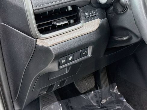 Used 2024 Toyota Grand Highlander AWD image 10