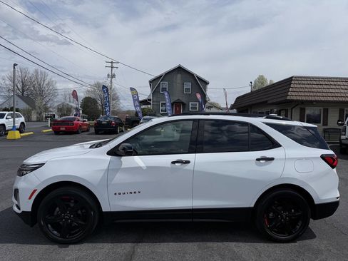 Used 2023 Chevrolet Equinox Premier image 3