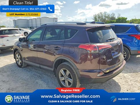 Used 2018 Toyota RAV4 LE FWD image 3