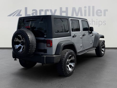 Used 2017 Jeep Wrangler Unlimited Sport w/ Connectivity Group image 5