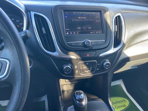 Used 2020 Chevrolet Equinox LT image 19