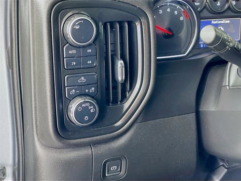 Used 2022 Chevrolet Silverado 1500 Custom Trail Boss w/ Safety Confidence Package AWD/4WD image 13