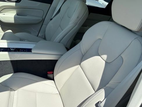 New 2026 Volvo XC60 B5 Ultra w/ Protection Package Premier image 19