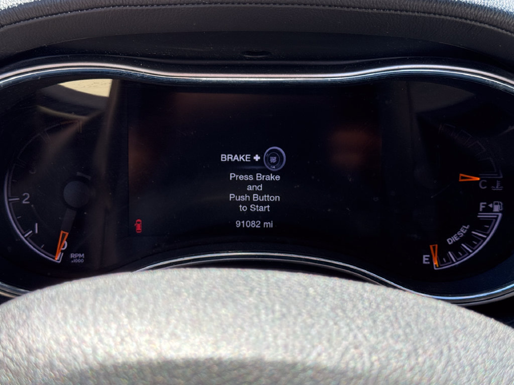 Used 2018 Jeep Grand Cherokee Limited RWD image 25