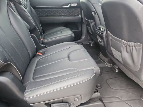 Used 2022 Hyundai Palisade Calligraphy w/ Winter Package FWD image 24