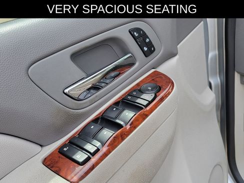 Used 2012 Chevrolet Tahoe LT w/ Luxury Package image 21