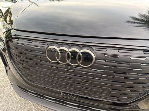 Certified 2023 Audi Q4 e-tron Prestige w/ Black Optic Package AWD/4WD image 11