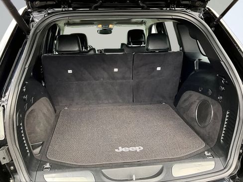 Used 2019 Jeep Grand Cherokee Summit AWD/4WD image 19