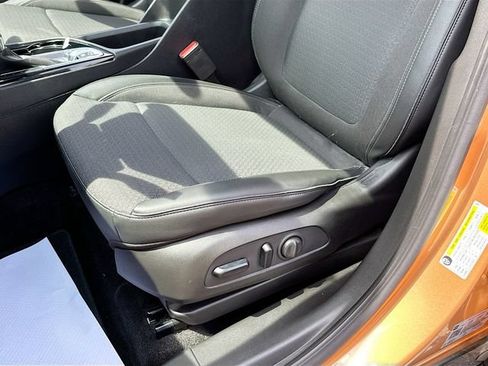 Used 2024 Buick Encore GX Preferred w/ Comfort Package AWD/4WD image 20