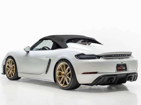 Used 2020 Porsche 718 Boxster Spyder RWD image 10