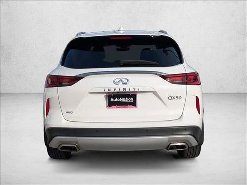 Certified 2025 INFINITI QX50 Luxe image 7