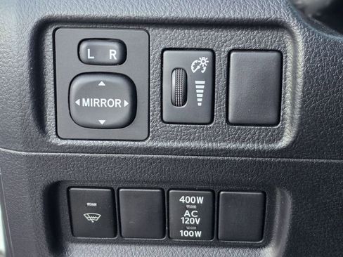 Used 2014 Toyota 4Runner SR5 image 16