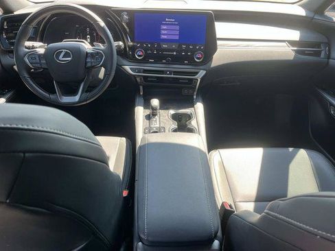 Certified 2025 Lexus RX 350 Premium FWD image 12