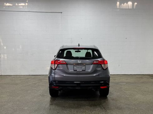 Used 2019 Honda HR-V Sport image 4
