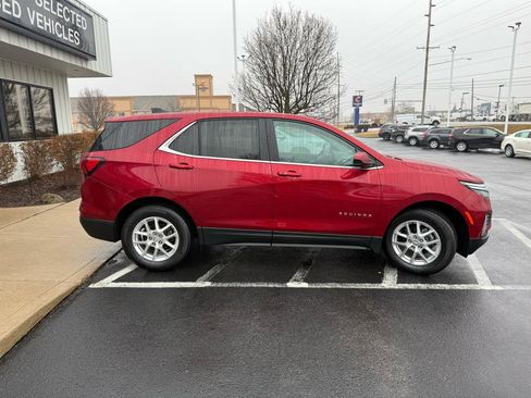 Used 2023 Chevrolet Equinox LT image 6
