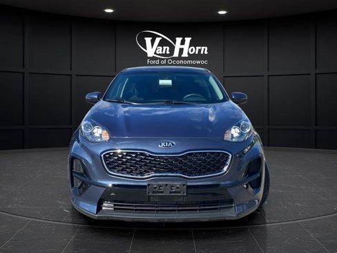 Used 2022 Kia Sportage LX w/ LX FWD Value Edition Package image 2