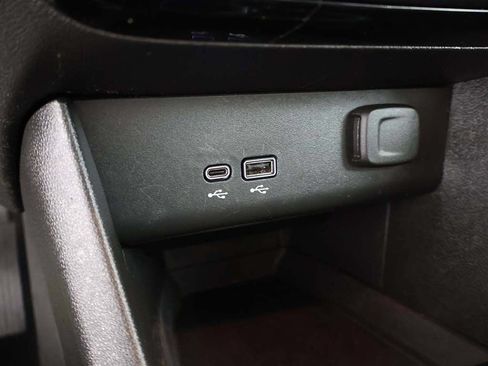 Used 2024 Buick Encore GX Sport Touring AWD/4WD image 47