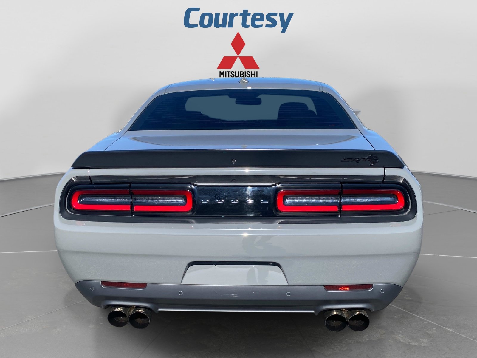 Used 2023 Dodge Challenger SRT Hellcat RWD image 4