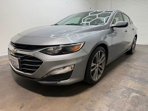 Used 2023 Chevrolet Malibu LT FWD image 3