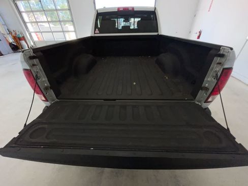 Used 2015 RAM 1500 Big Horn AWD/4WD image 23