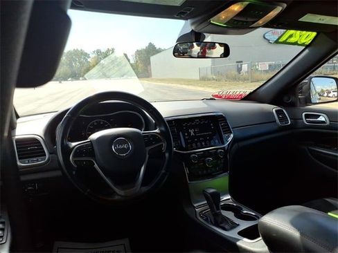 Certified 2021 Jeep Grand Cherokee Laredo X image 9