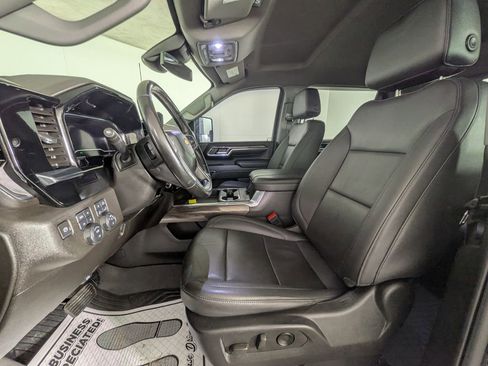 Certified 2024 Chevrolet Silverado 2500 LTZ w/ LTZ Plus Package image 16