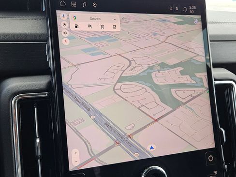 Used 2025 GMC Yukon Denali image 23