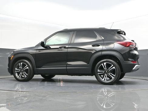 Certified 2024 Chevrolet TrailBlazer LT FWD image 39