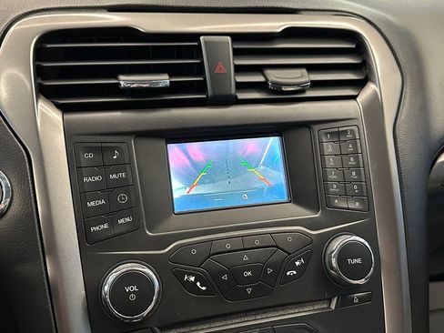 Used 2017 Ford Fusion S FWD image 14