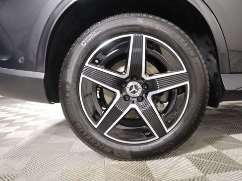 Certified 2025 Mercedes-Benz GLC 300 GLC 300 image 33