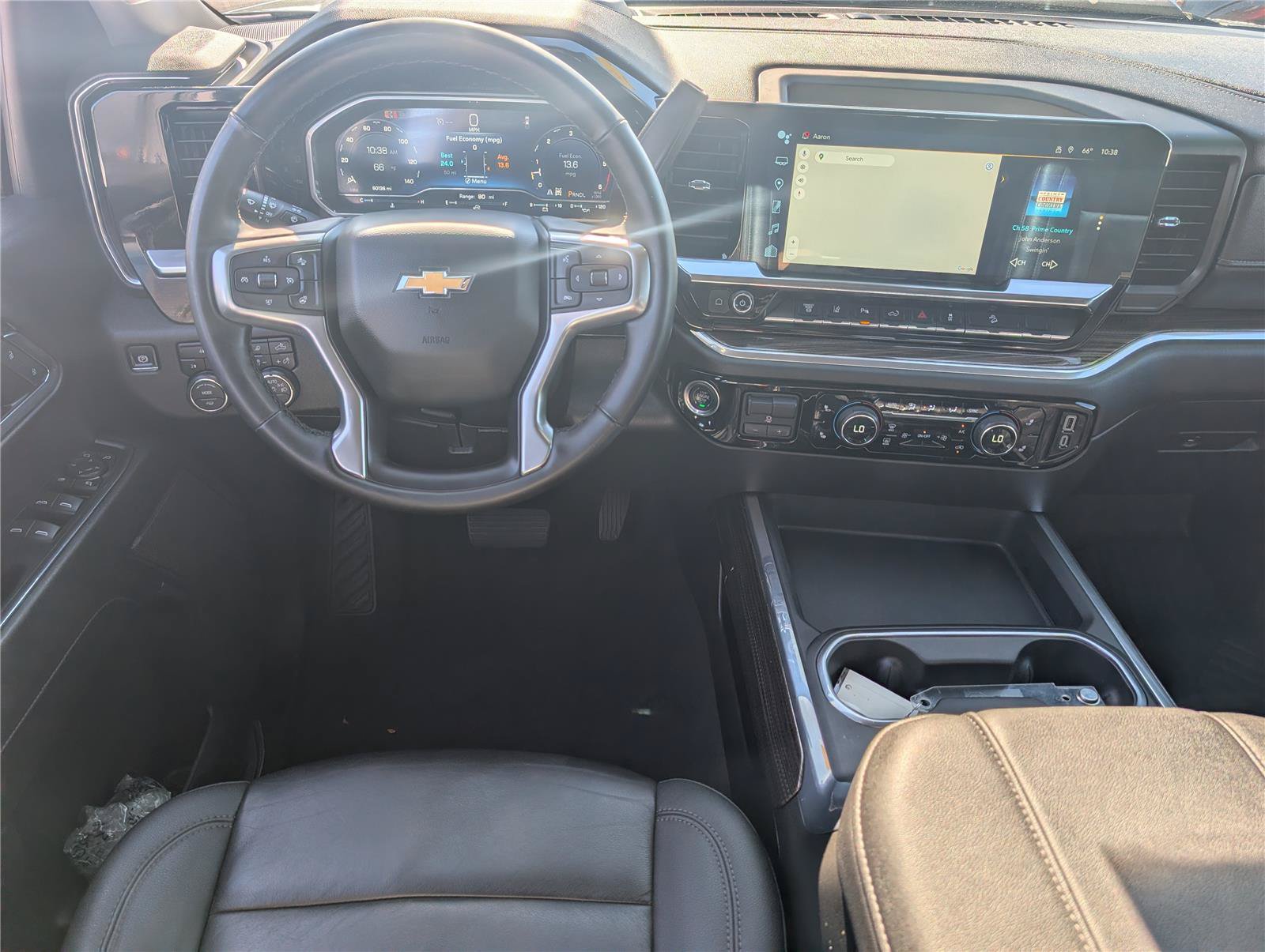 Used 2024 Chevrolet Silverado 2500 LT AWD/4WD image 21