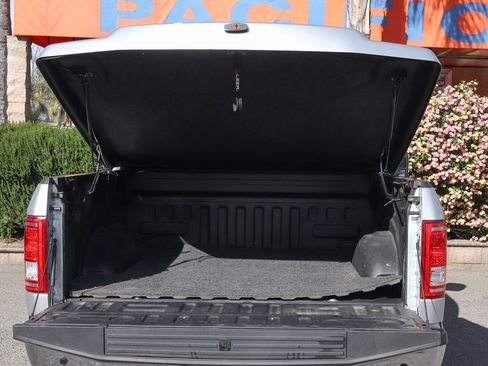 Used 2016 Ford F150 XLT w/ Equipment Group 302A Luxury image 9