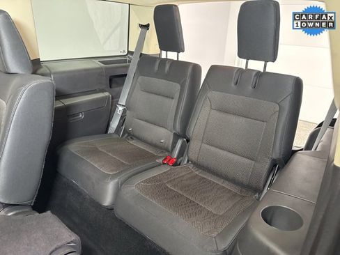 Used 2019 Ford Flex SEL image 23