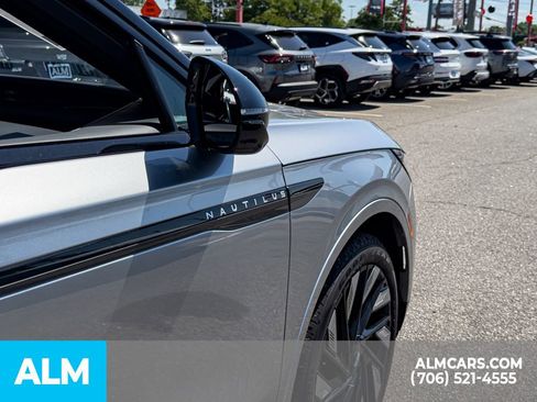 Used 2024 Lincoln Nautilus Reserve w/ Equipment Group 202A AWD/4WD image 27