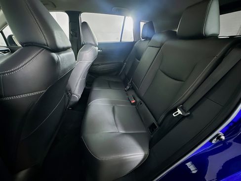 Used 2024 Toyota Corolla Cross XLE image 28