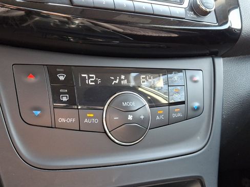 Used 2018 Nissan Sentra SV FWD image 16