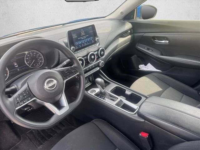 Used 2024 Nissan Sentra SV FWD image 10