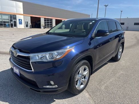 Used 2016 Toyota Highlander Limited Platinum AWD/4WD image 7