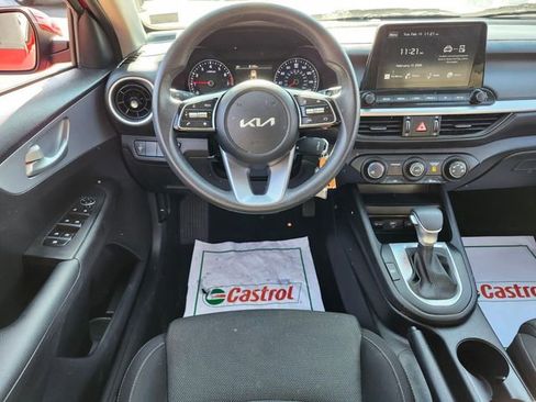 Used 2024 Kia Forte LXS FWD image 11
