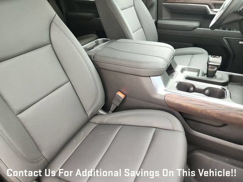 New 2026 GMC Sierra 1500 SLT w/ SLT Convenience Package RWD image 10