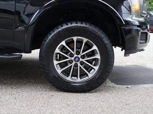 Used 2018 Ford F150 XLT w/ Equipment Group 302A Luxury AWD/4WD image 20