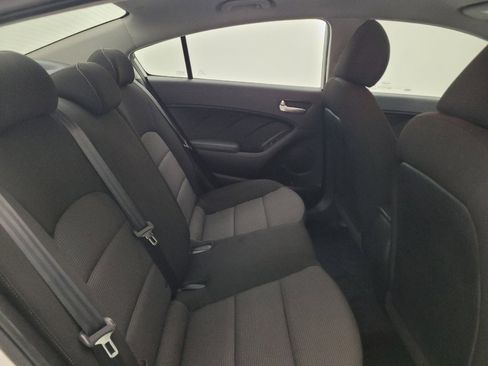 Used 2018 Kia Forte LX FWD image 19