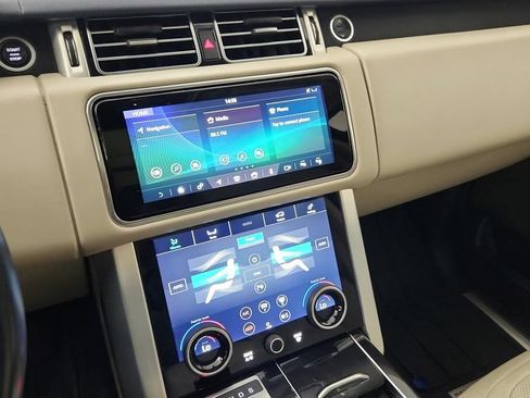 Used 2019 Land Rover Range Rover Supercharged AWD/4WD image 18