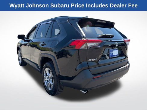 Used 2024 Toyota RAV4 XLE AWD/4WD image 5