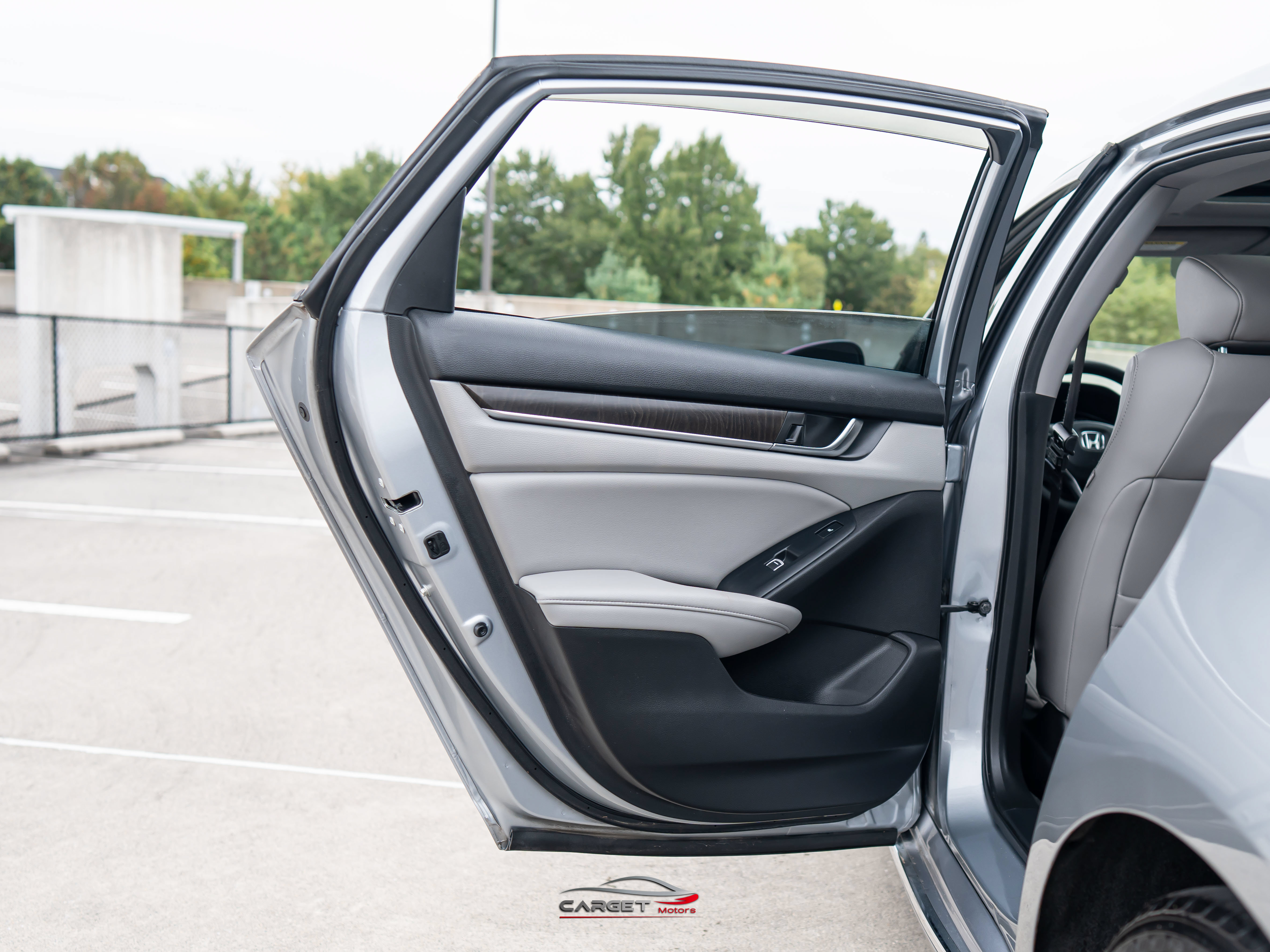Used 2020 Honda Accord Touring image 42